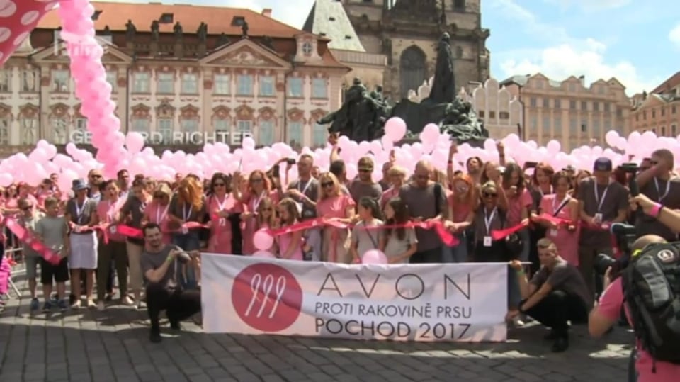 10. 4. 2018 TOPSTAR: HEREČKA VANDA HYBNEROVÁ CHTĚLA, ABY ČÍSLA NA PREVENTIVNÍCH VYŠETŘENÍCH PRSU BYLA POZITIVNĚJŠÍ